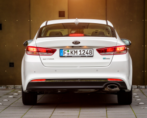 Kia_Optima_10_15_0427